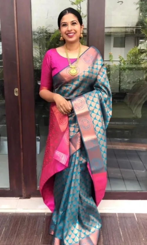 Women's Litchi silk Printed Saree With Unstitched Blouse (Blue)