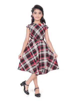 Girl's Lycra Checks Striped Short Sleeve Round Neck Dress (Pink)