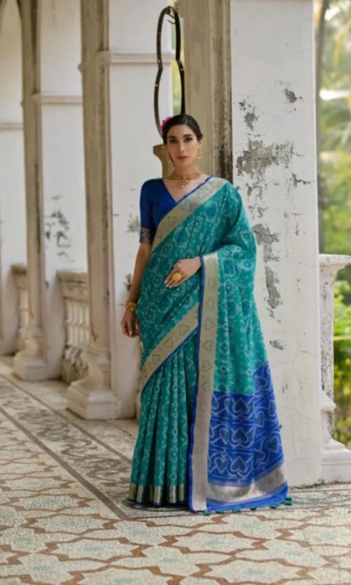 Women's Silk_Blend Ethnic Ikat Pattern Saree With Unstitched Blouse 5.5Mtr (Teal)